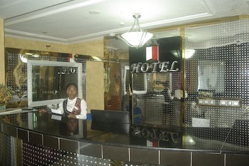 Dk Hotel