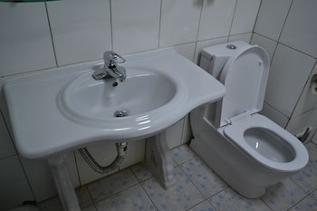 Dk Hotel