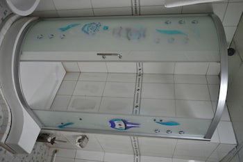 Dk Hotel