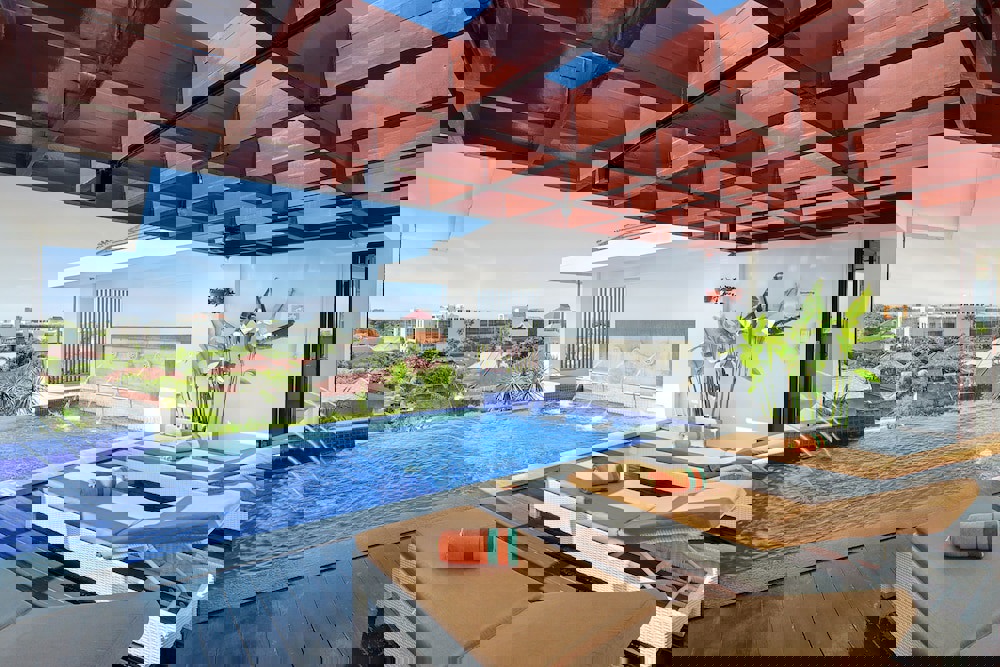 HARRIS Hotel Seminyak Bali