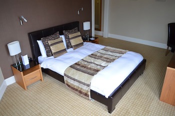 The Royal Hotel