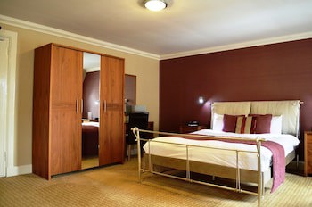 The Royal Hotel