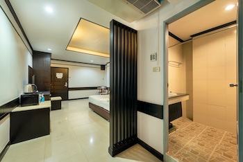 The Legacy Hotel