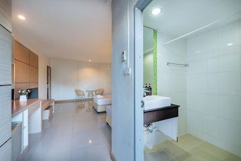 The Legacy Hotel