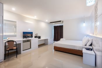 The Legacy Hotel