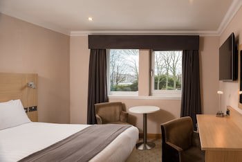 Carlton Hotel