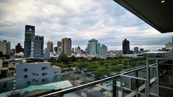 City Suites - Kaohsiung Chenai