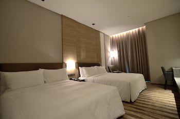 City Suites - Kaohsiung Chenai