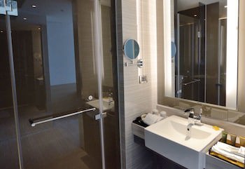 City Suites - Kaohsiung Chenai