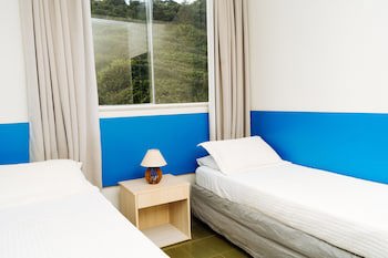 Cris Hotel