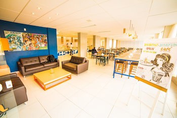 Cris Hotel