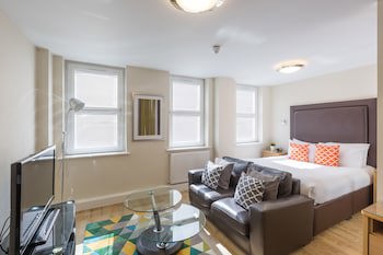 Central House By House Of Fisher