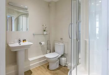 Central House By House Of Fisher