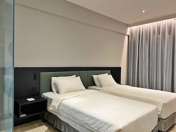 Crystal Crown Kuala Lumpur