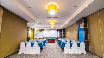 Crystal Crown Kuala Lumpur