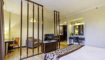 Crystal Crown Kuala Lumpur