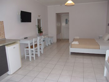 Irina Beach Hotel galeri fotoğrafı