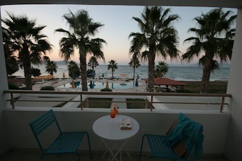 Irina Beach Hotel galeri fotoğrafı