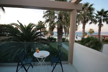 Irina Beach Hotel galeri fotoğrafı