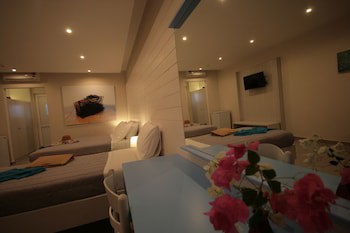 Irina Beach Hotel galeri fotoğrafı