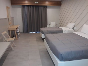 Irina Beach Hotel galeri fotoğrafı