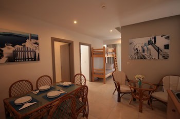 Irina Beach Hotel fotoğrafı