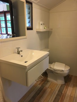 Suan Bankrut Beach Resort