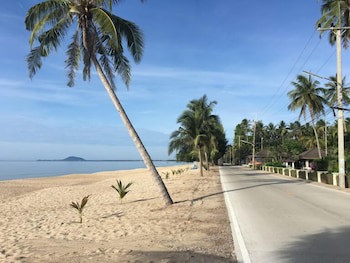 Suan Bankrut Beach Resort