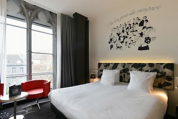 Martin's Dream Hotel