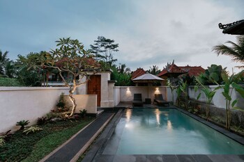 Meng Bengil Villa