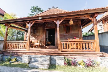 Meng Bengil Villa