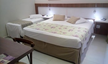 Lirio D'agua Hotel