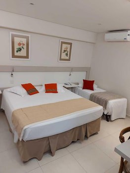Lirio D'agua Hotel