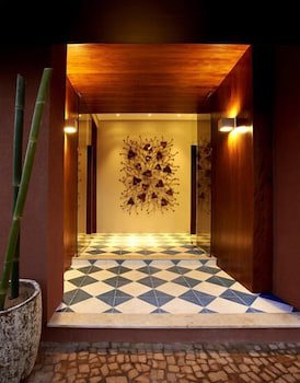 Lirio D'agua Hotel