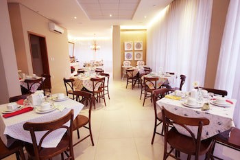 Lirio D'agua Hotel