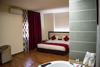 Al Murjan Palace Hotel