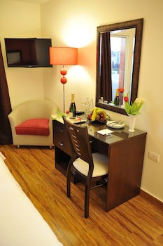 Al Murjan Palace Hotel