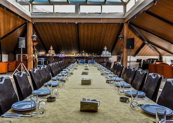 Al Murjan Palace Hotel