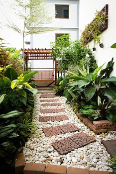 Unico Srinakarin Residence