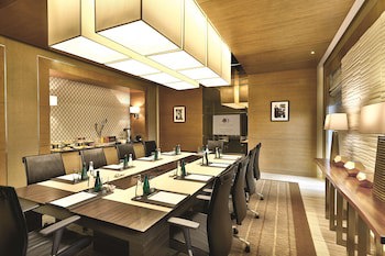 Doubletree By Hilton Riyadh - Al Muroj Business Gate