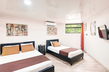 Jacó Lodge - Adults Only