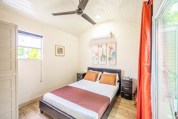 Jacó Lodge - Adults Only