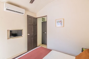 Jacó Lodge - Adults Only
