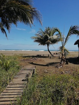 Kenaki Lodge