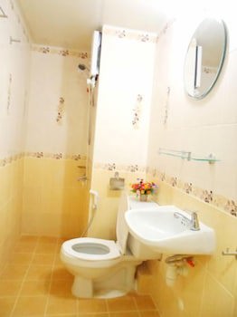 Deluxe At Popular Condo