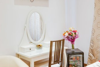 Lh Royal Suites galeri fotoğrafı