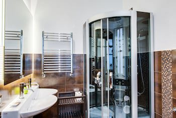 Lh Royal Suites galeri fotoğrafı