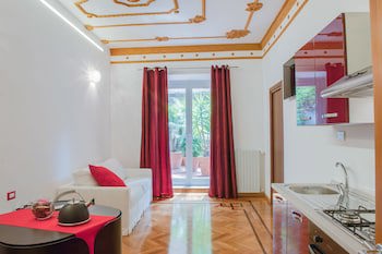 Lh Royal Suites galeri fotoğrafı