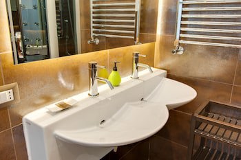 Lh Royal Suites fotoğrafı