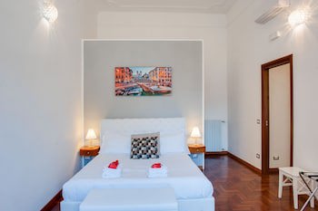 Lh Royal Suites galeri fotoğrafı